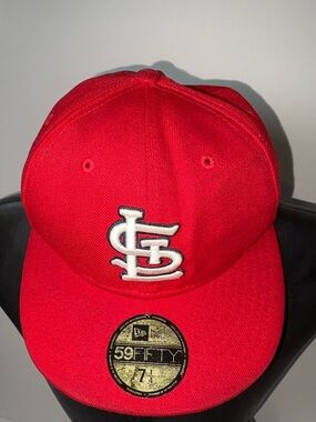 59FIFTY Fitted St. Louis Cardinals Cap with Red Crown and Black Brim